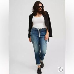 Torrid | Weekend Boyfriend Mid-Rise Cargo Jean Sz 3X
